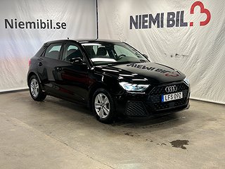 Audi A1 Sportback 30 TFSI Proline S&V-däck/M-värm/Sensorer