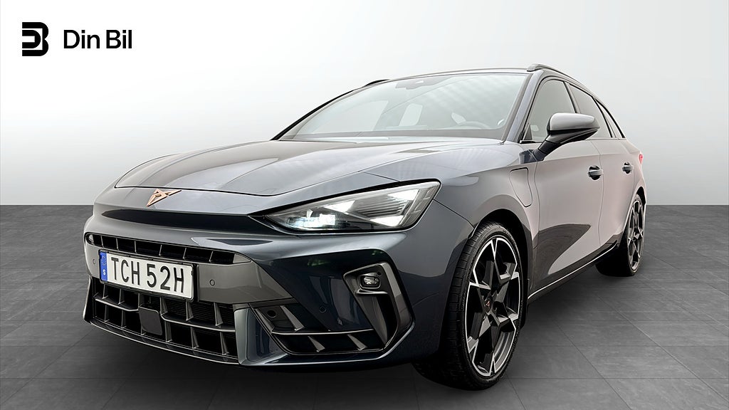 Cupra Leon Sportstourer VZ 1.5 e-HYBRID 272HK / Drag
