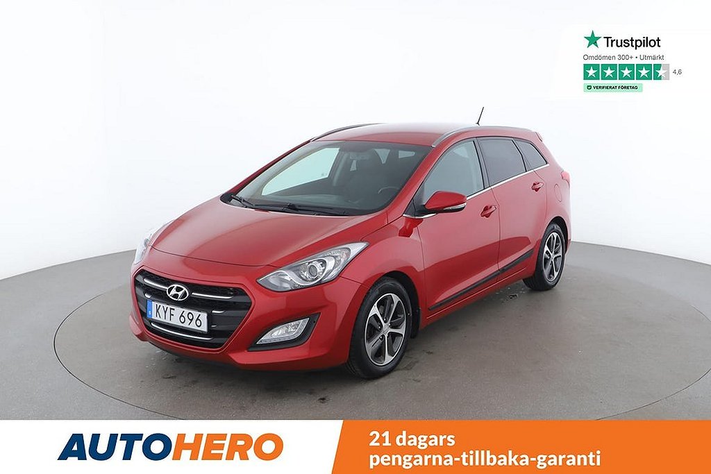 Hyundai i30 Kombi 1.6 CRDi / Rattvärme, PDC-Bak