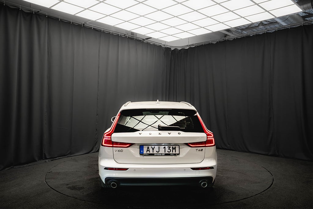 Volvo V60 Recharge T6 AWD LÄDER DRAG 360° B-VÄRMARE BLIS 340hk