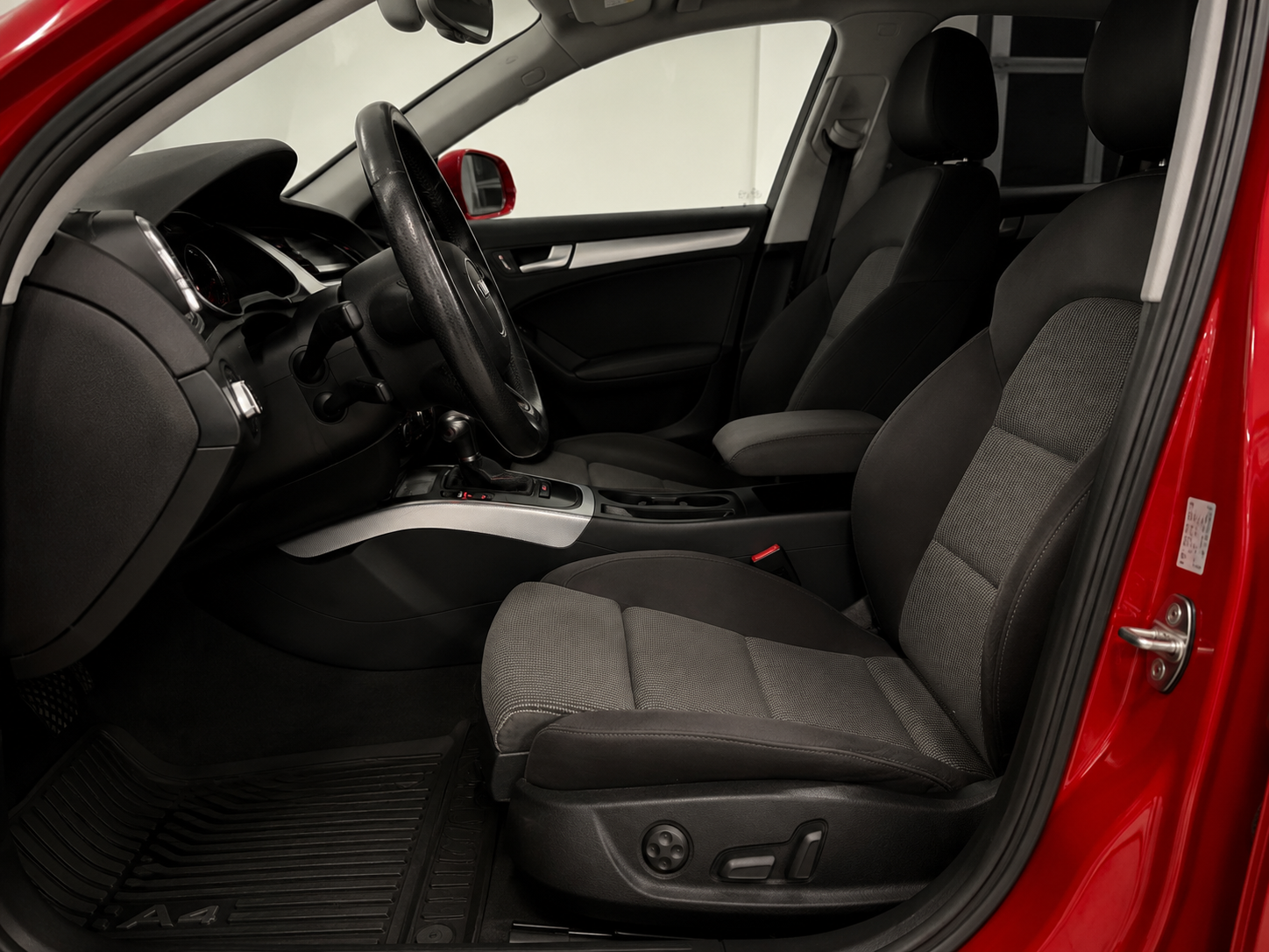 Audi A4 2009, bild 6/33