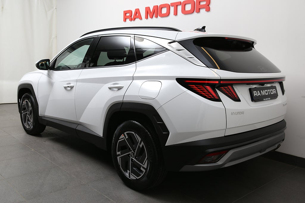 Hyundai Tucson Essential MHEV Automat Navi Kamera Keyless PDC