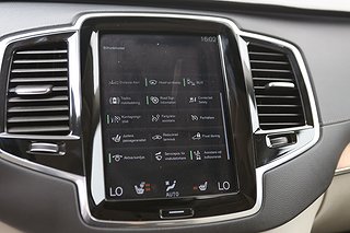 SUV Volvo XC90 11 av 22