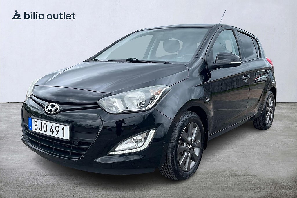 Hyundai i20 5-dörrar 1.2 Select 84hk / Värmare Bluetooth Låga mil