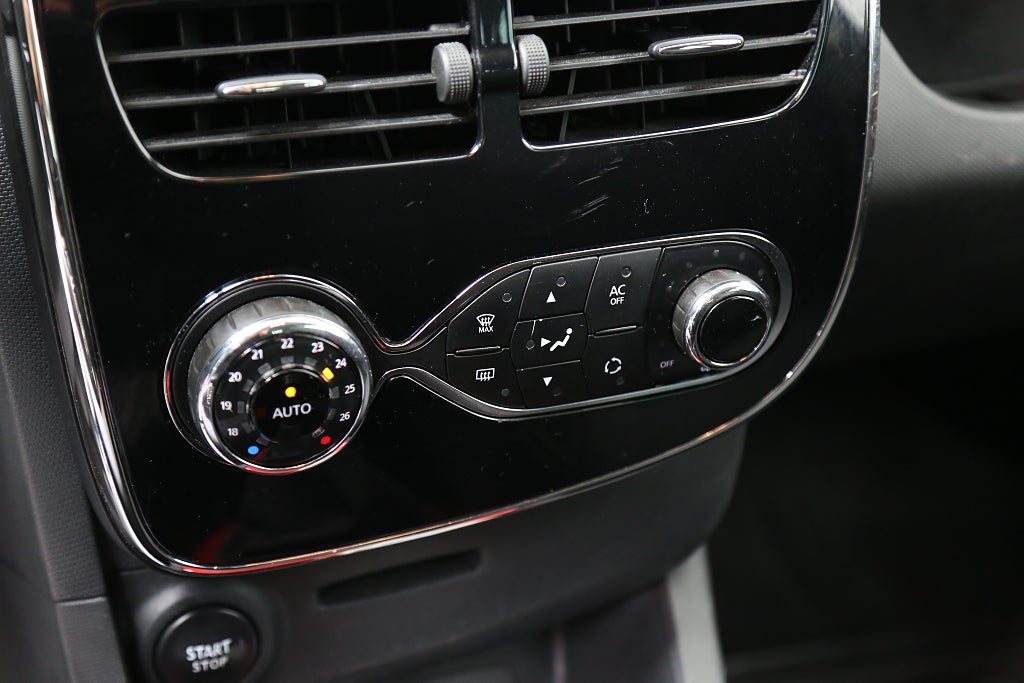 Renault Clio Energy IV TCe 90hk Dunamique Stylepaket 2014