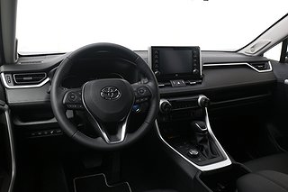 SUV Toyota RAV4 10 av 22