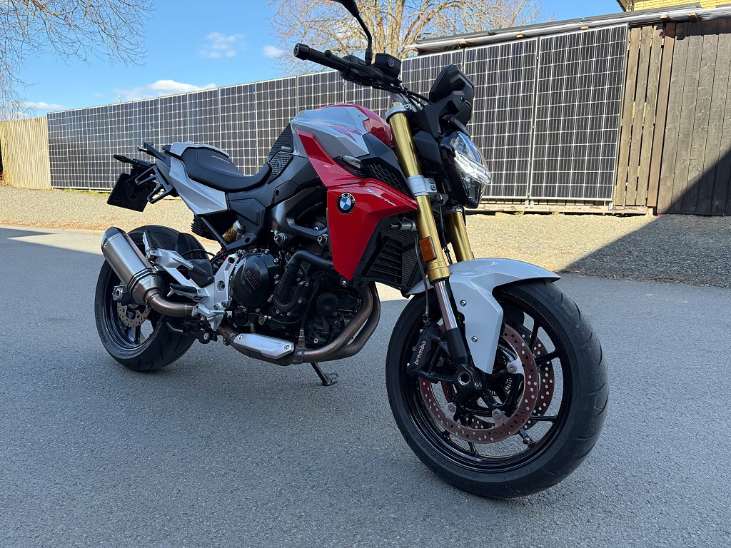 BMW Motorrad F 900R 1200Mil / NY SERVAD /