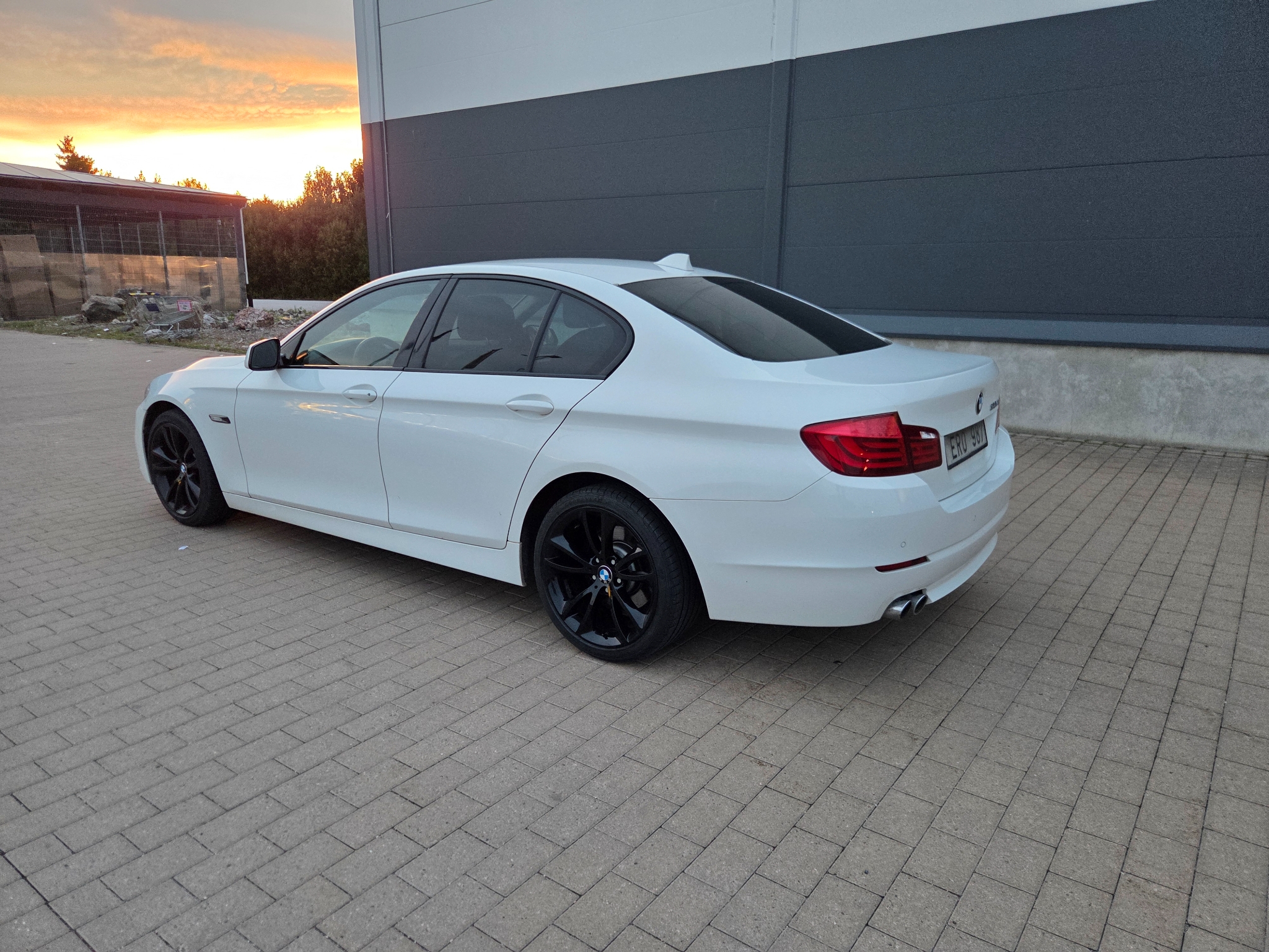 BMW 520 d Sedan Euro 5 2013, bild 7/10