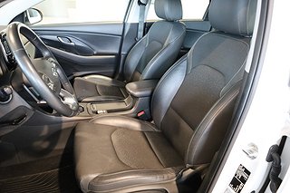 Halvkombi Hyundai i30 9 av 22