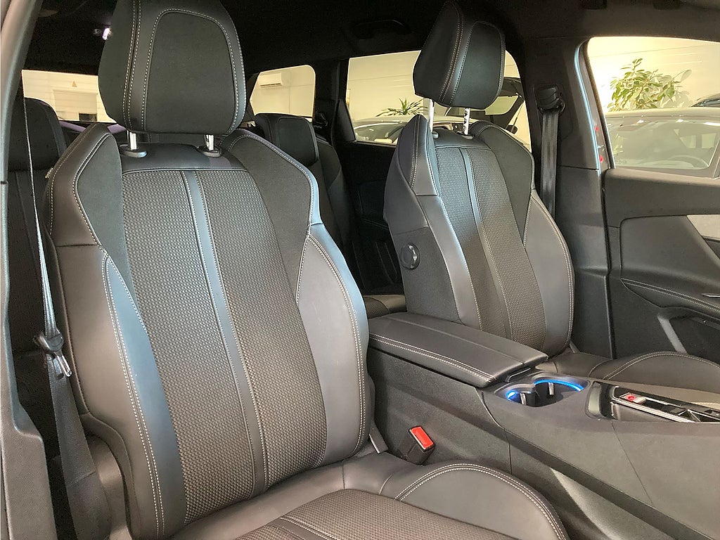 Bild på Peugeot 5008 GT 1.2 PT 130hk Aut - 7-SITS,B-KAMERA,CARPLAY