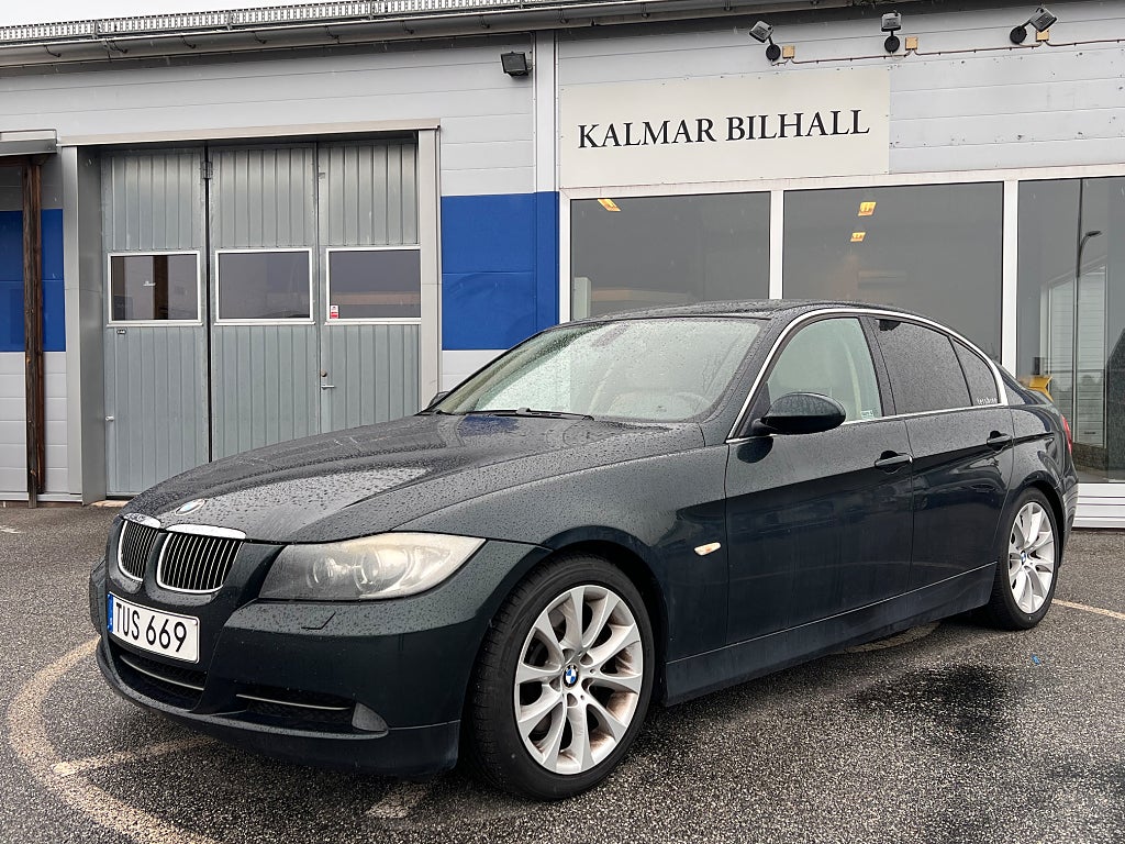 BMW 330i Sedan Comfort, Dynamic *258hk* *Automat*