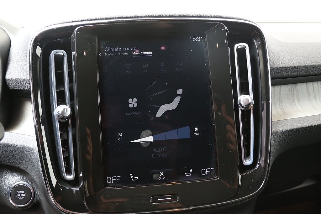 Volvo XC40 Recharge T4 Plug-in Inscription H/K Orrefors Drag Moms 2022