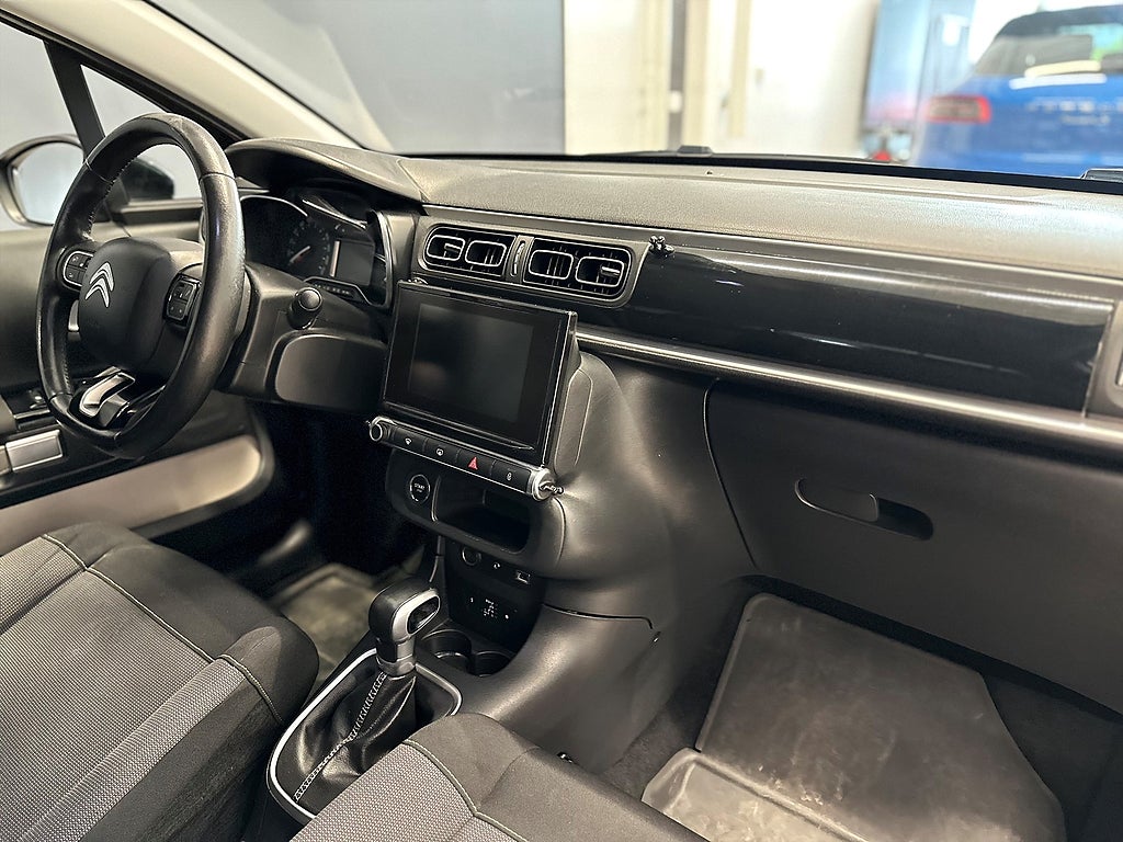 Citroën C3 1.2 PureTech 110/B-Kamera/Kamrem Bytt/Apple carplay