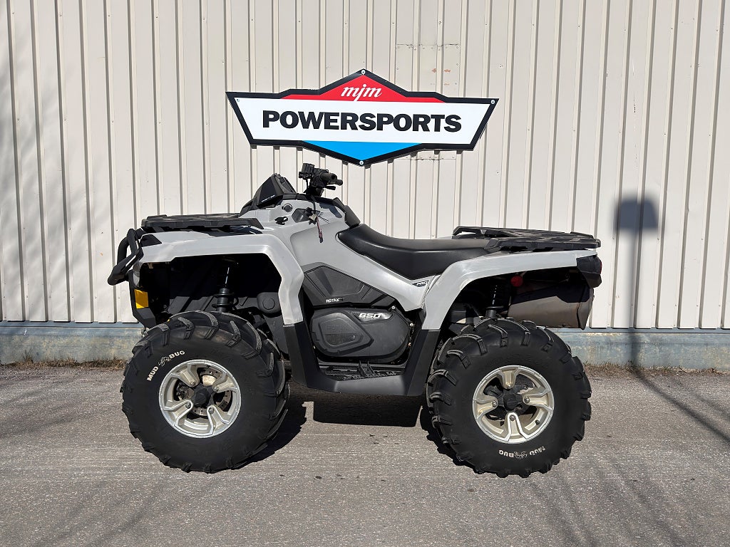 Can-Am Outlander Pro 650  