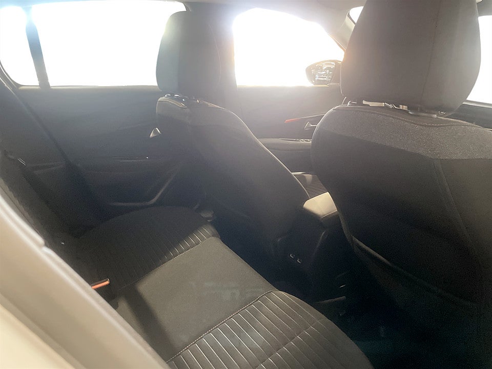 Bild på Peugeot E-208 Active Pack 50kWh 136hk Aut CARPLAY BACKSENSORER