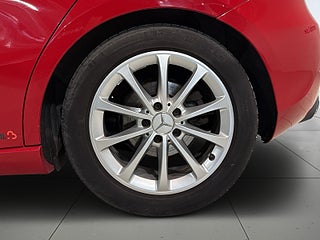 Mercedes-Benz A 180 Låg skatt Kamera Drag Mvärm Widescreen S/V-hjul – bild 14