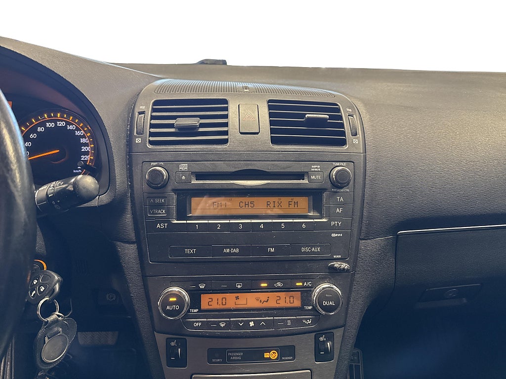 Toyota Avensis 2009 - miniatyr 13