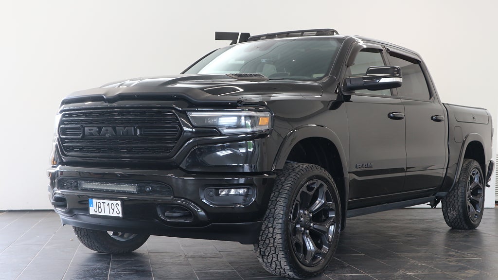 RAM 1500 Crew Cab 5.7 V8 HEMI Flex Fuel 4x4 TorqueFlite NIGHT E6