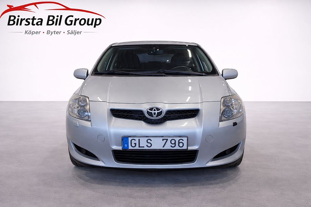 Toyota Auris 5-dörrar 2.2 D-CAT 177HK DRAG