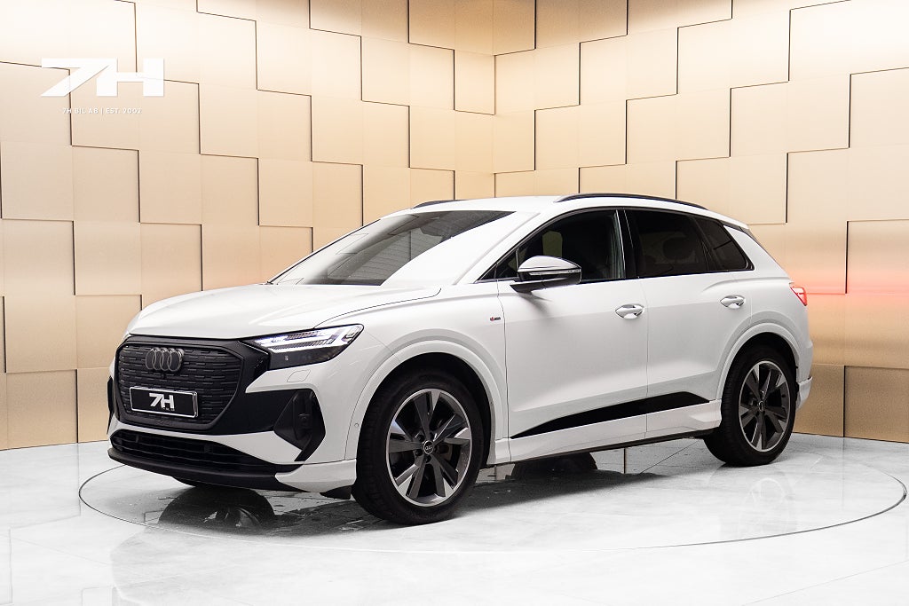 Audi Q4 E-Tron Q4 50 S Line / Sport Edition  / SONOS / 360° / Moms
