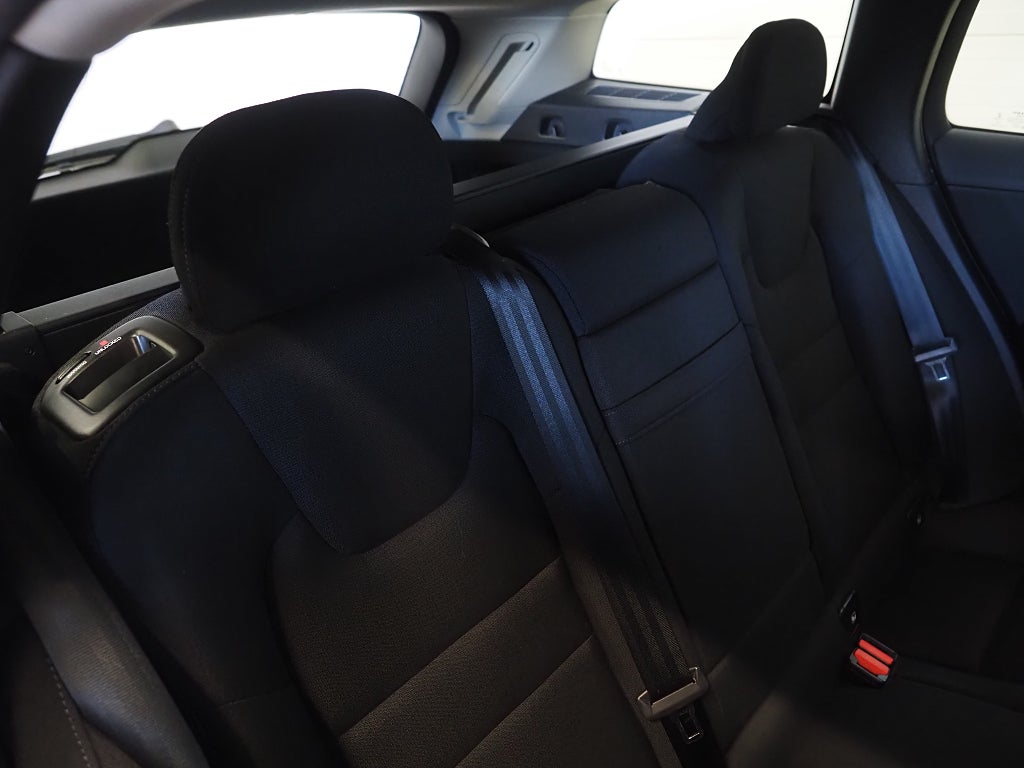 Volvo V60 D3 Geartronic Momentum | Drag | B-Kamera | D-Värmare | 2019