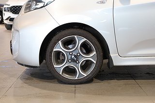 Halvkombi Kia Picanto 7 av 16