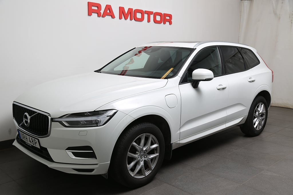 Volvo XC60 T8 Twin Engine AWD Momentum Edt Aut Pano Drag Leasbar 2020