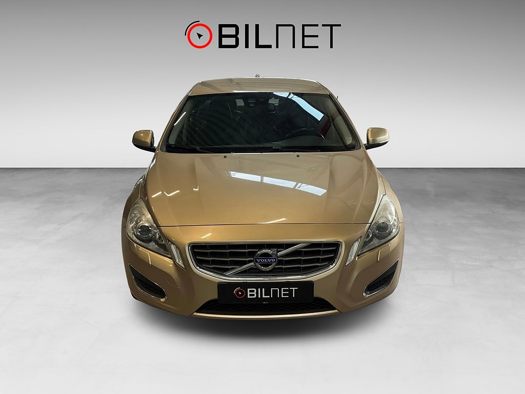 Volvo S60 D5 Automat Momentum *3,99%* Värmare Kamrem Bytt