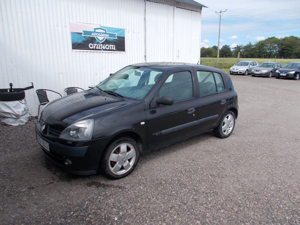 Renault Clio 5-dörrars Halvkombi 1.2 Authentique Euro 4