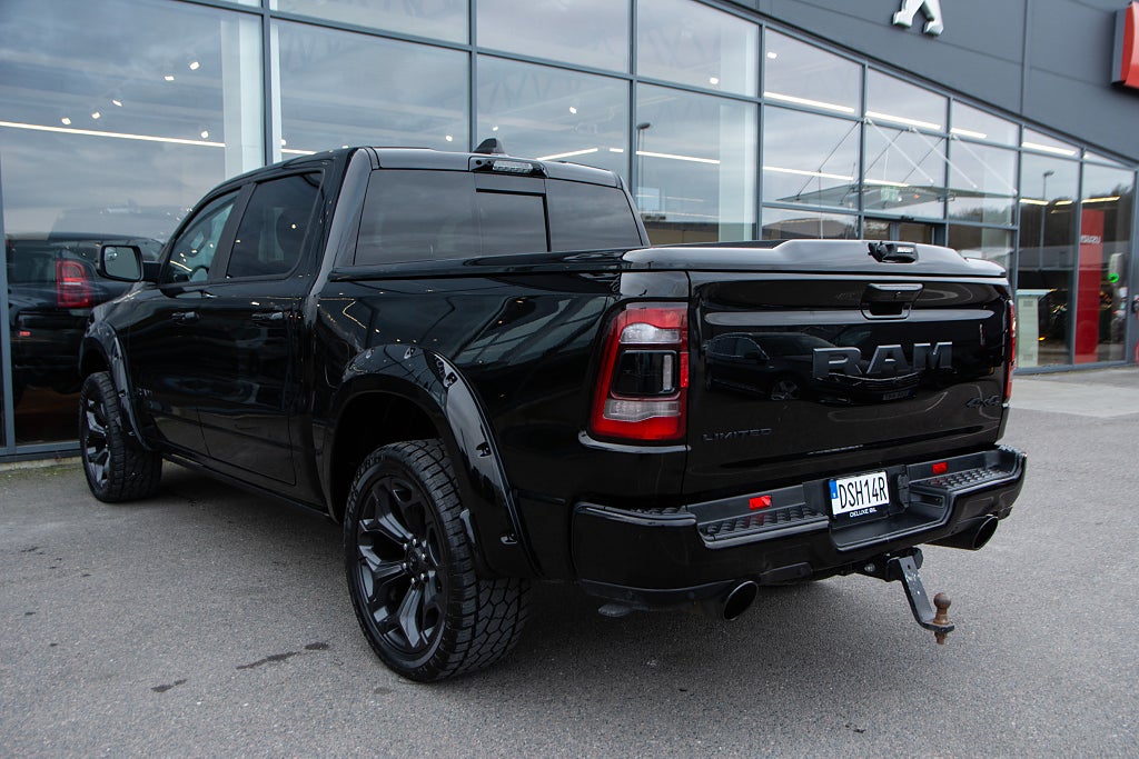 RAM 1500 Crew Cab LIMITED NIGHT 5.7 V8 LÅG SKATT LOCK Carven
