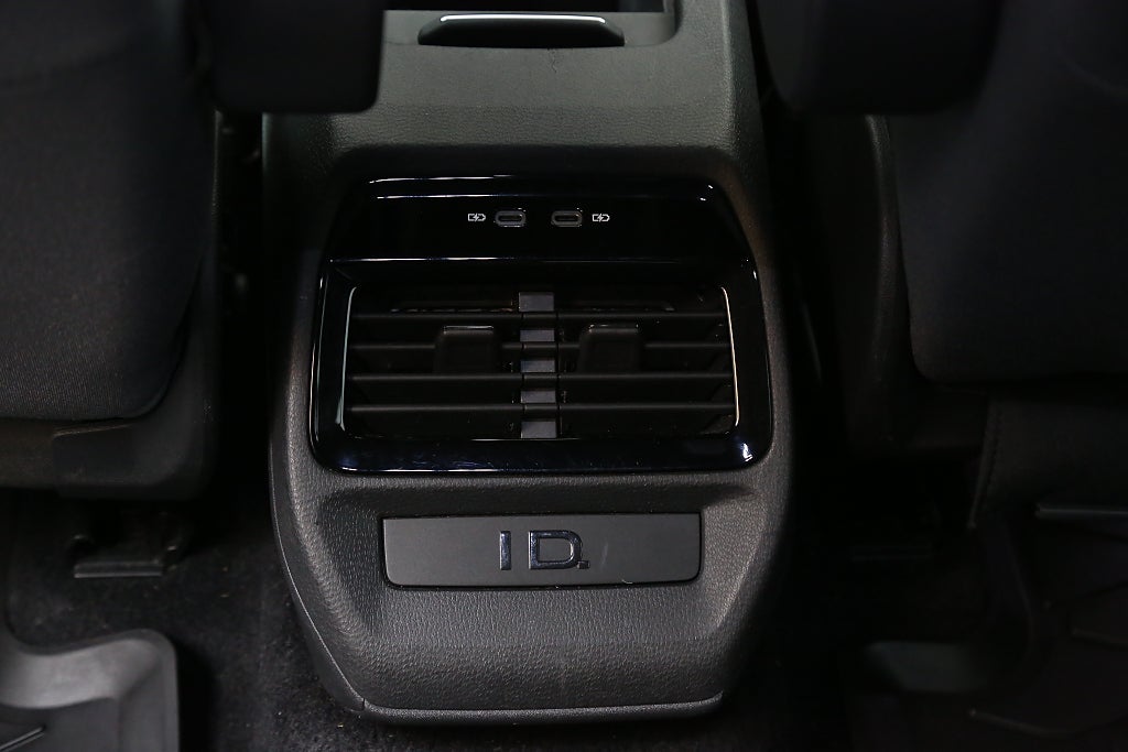 Volkswagen ID.5 Pro Performance 204hk Nyservad Dragkrok 2022