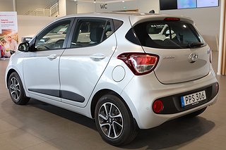 Halvkombi Hyundai i10 3 av 18