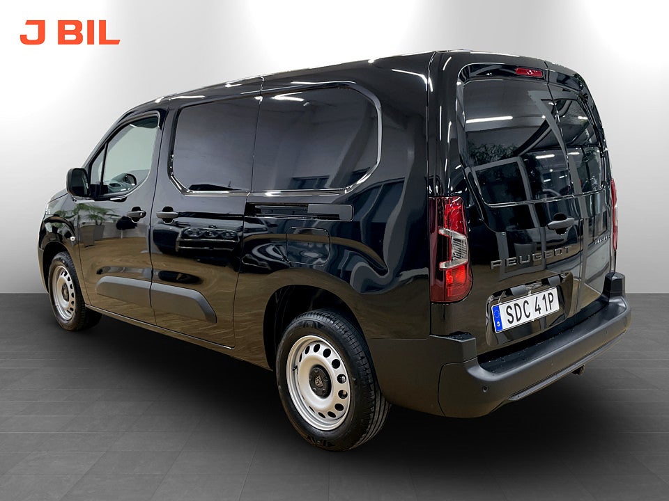 Bild på Peugeot Partner *EXTRA UTRUSTAD* 130hk AT8 L2 - DEMO