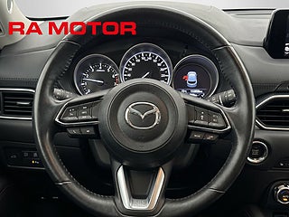 SUV Mazda CX-5 16 av 25