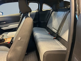 Mazda MX-30 e-Skyactiv R-EV/S&V-däck/B-kamera/HuD/Ad.Farthållare – bild 13