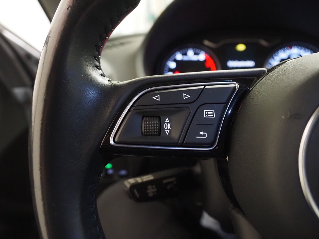 Audi A3 Sportback 1.5 150hk COD S Tronic Proline P-Sensorer 2018