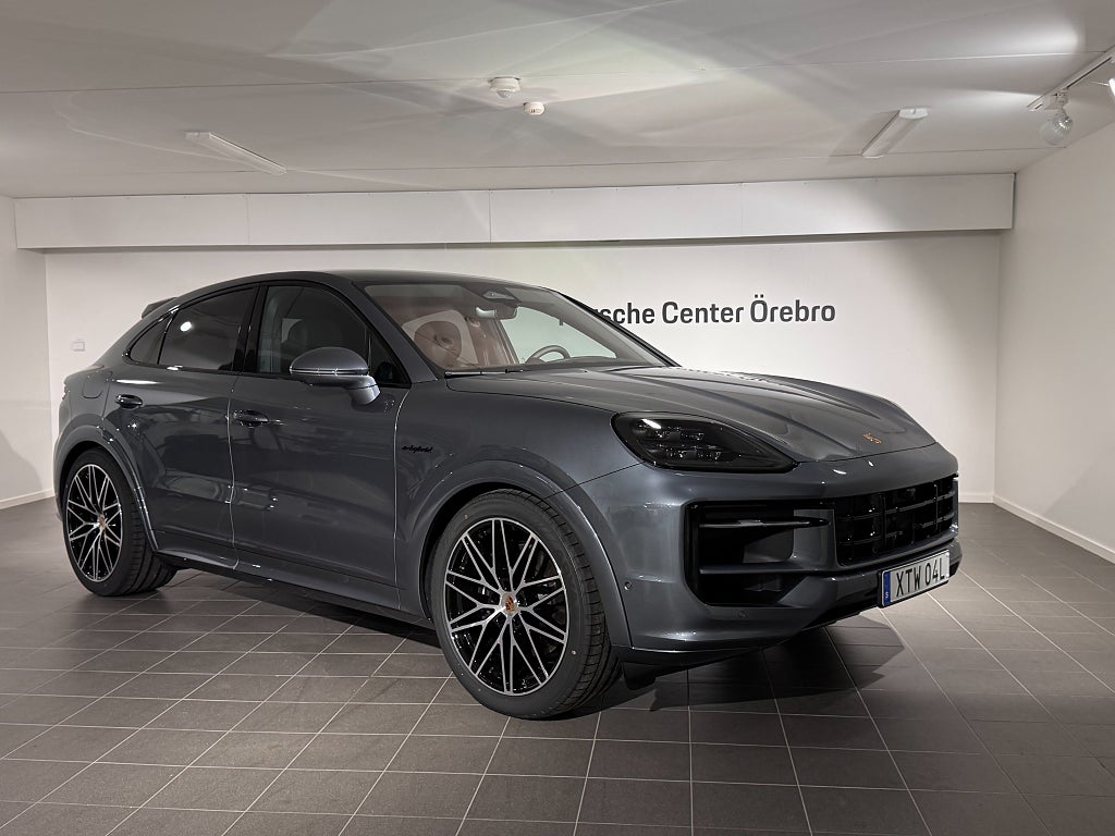 Porsche Cayenne E-Hybrid Coupé Black Edition