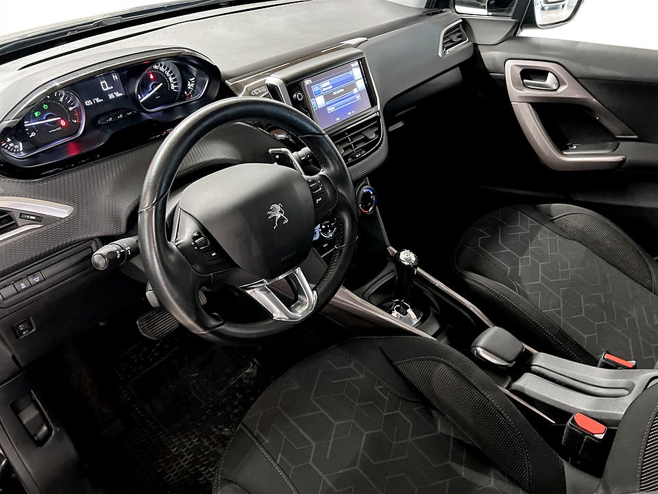 Bild på Peugeot 2008 Active 1.2 VTi 82hk KAMPANJRÄNTA 3,99%