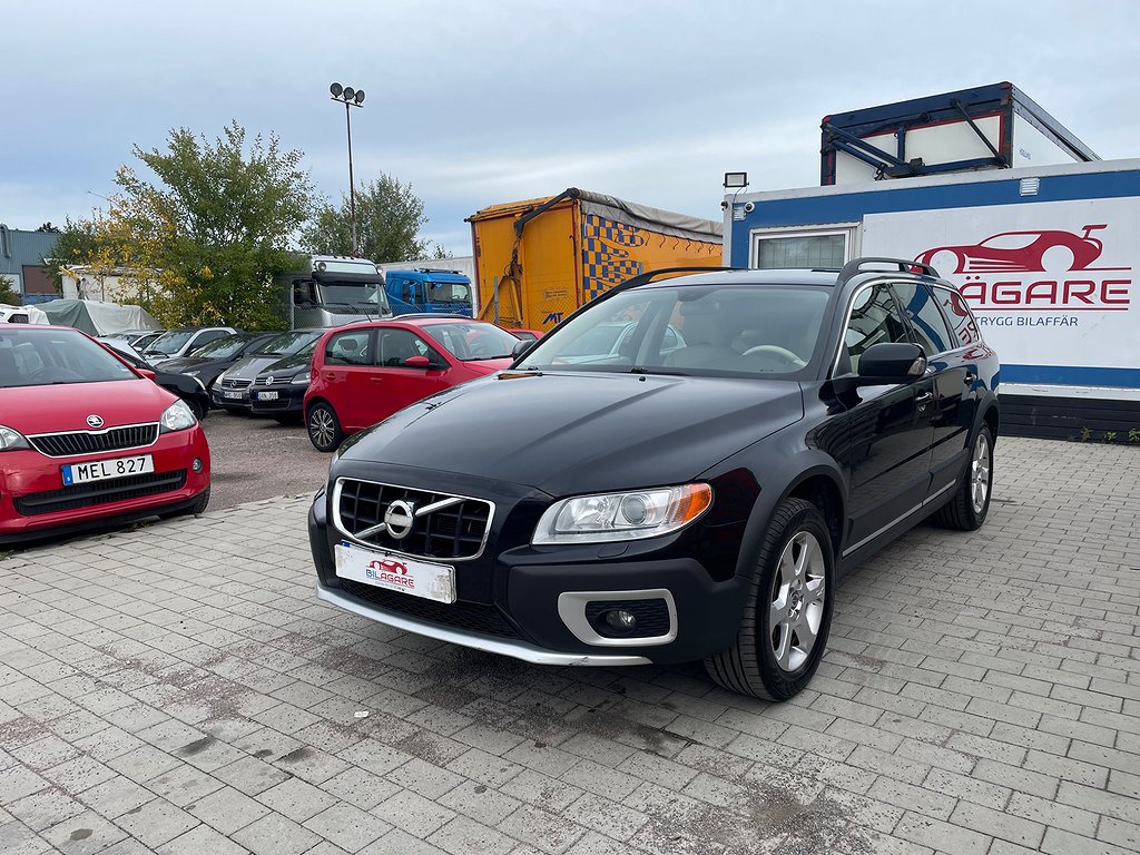 Volvo XC70 D5 AWD Summum 205hk NYSERVAD NYBES SoV-hjul DRAG