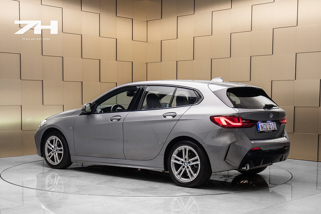 BMW 118I M Sport / Cockpit / Farthållare / PDC