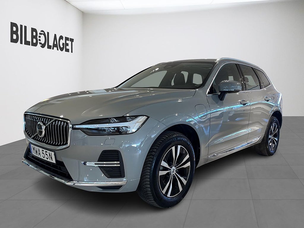Volvo XC60 Recharge T6 II Core Edition (Drag,Nav,Pano, Pa...