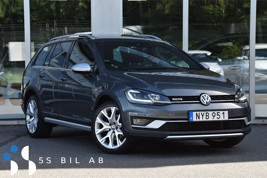 Volkswagen Golf Alltrack 1.8TSI 4M Alltrack PANO DRAG KAM VÄRM *SE-SPEC* 180HK