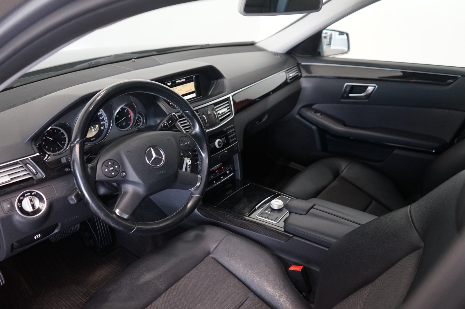 Mercedes-Benz E 350 CDI BlueEFFICIENCY 7G-Tronic Plus Avantgarde 265hk 2012 - miniatyr 6