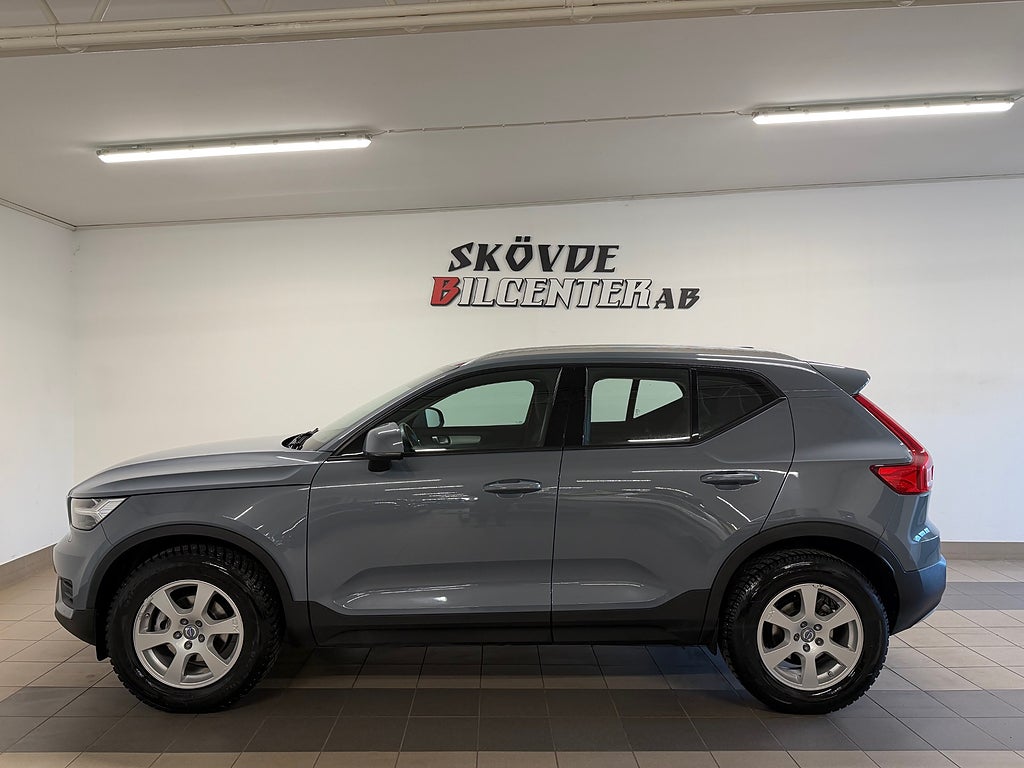 Volvo XC40 T2 Automat Momentum/D-Värmare/Nyservad/KeylessGO/Nybes