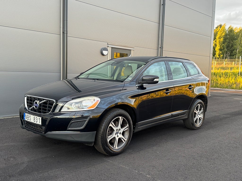 Volvo XC60 D4 Momentum Skinn Värmare 