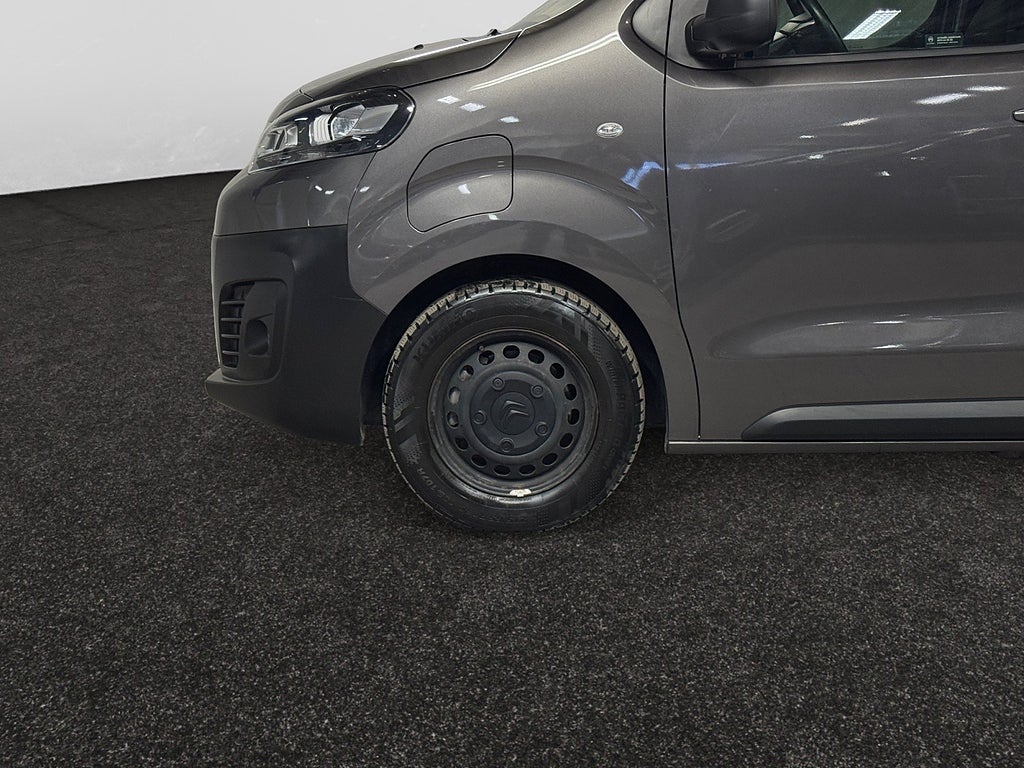 Citroën E-JUMPY L2 75kwh DEMO Backkamera Navi Dragkrok bild 3