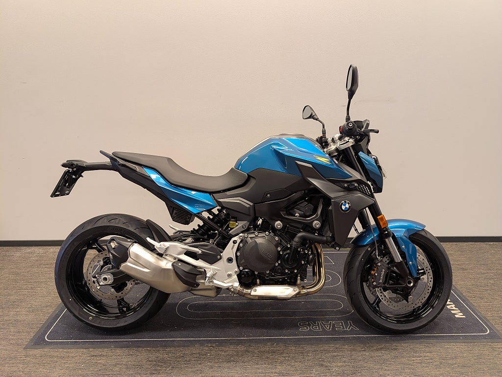 BMW F900R 