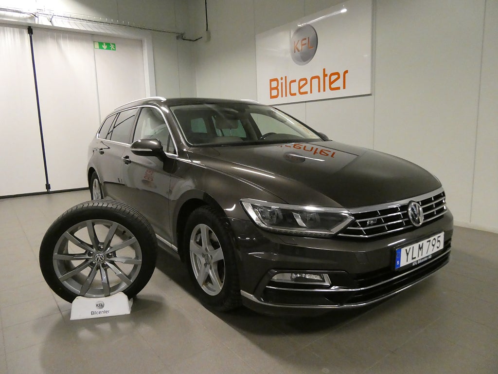 Volkswagen Passat 2.0 TSI *KFL 10år 2,99%* Aut R-Line-Värmare