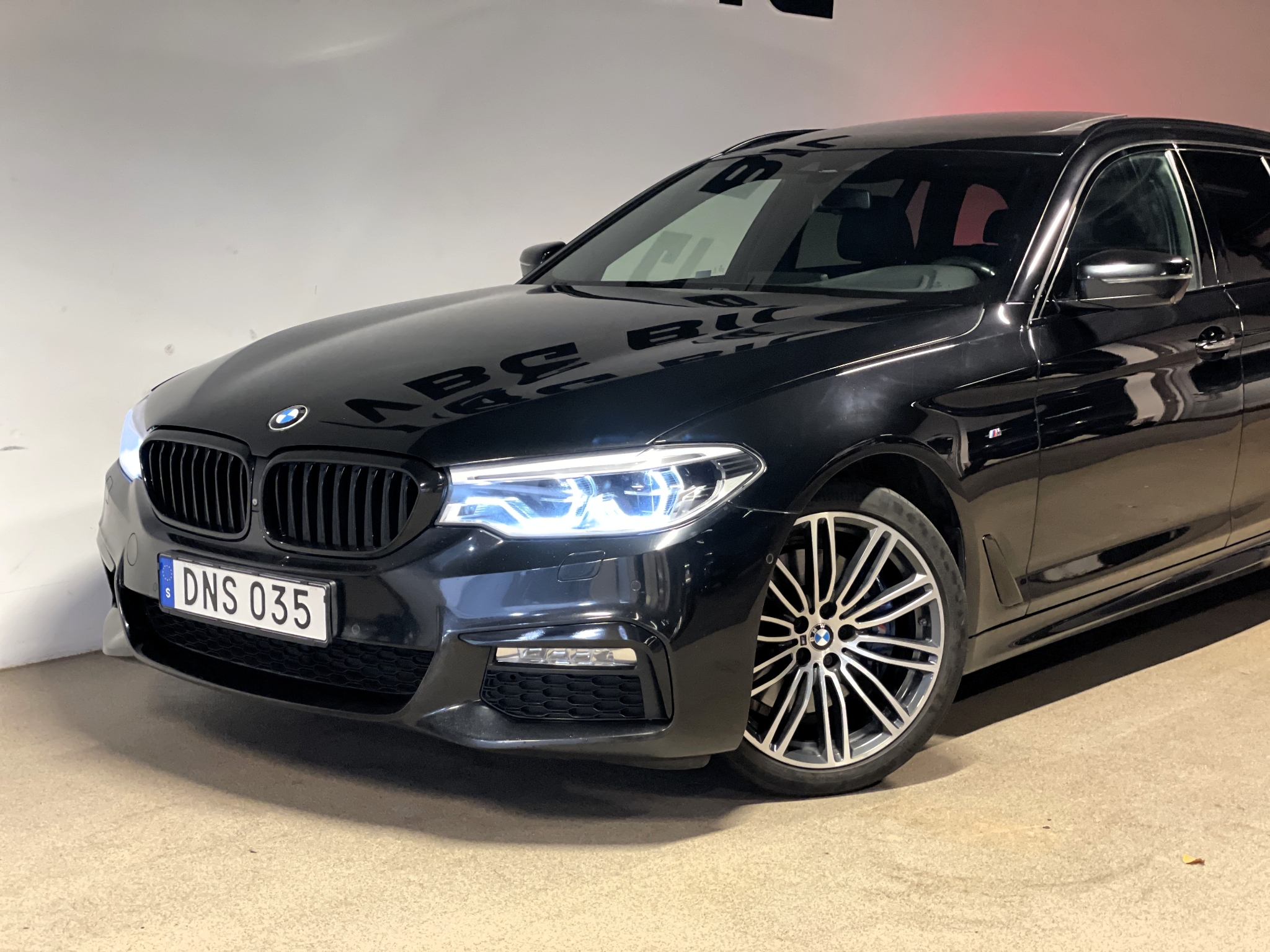 BMW 530 d xDrive M Sport 2018, kuva 3/51