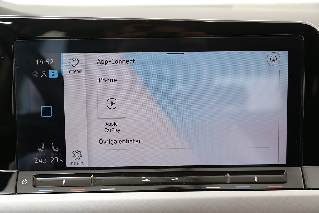 Volkswagen Golf 1,0 TSI 110hk Edition 5D P-sensor CarPlay 2023